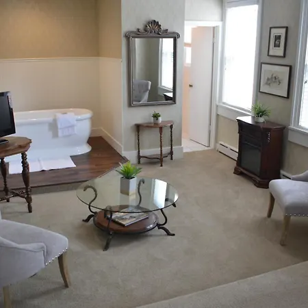 Maplewood Hotel-2